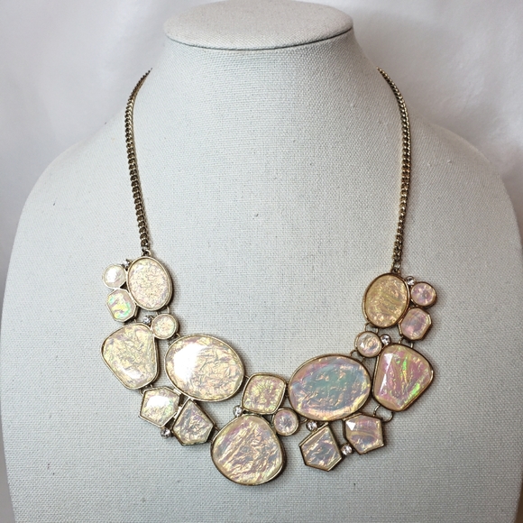 Claire's Bib Necklace Iridescent Ivory Gemstones Gold Tone Metal Shimmer - Picture 1 of 14